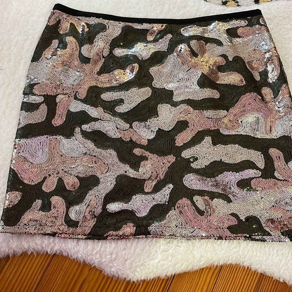 Camo Sequin ✨ Mini Skirt
